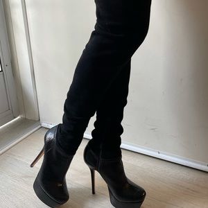 Alice and Olivia Black Suede Boots Luke